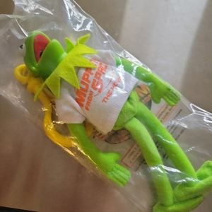 1999 Factory Sealed Muppets From Space Kermit with Clip